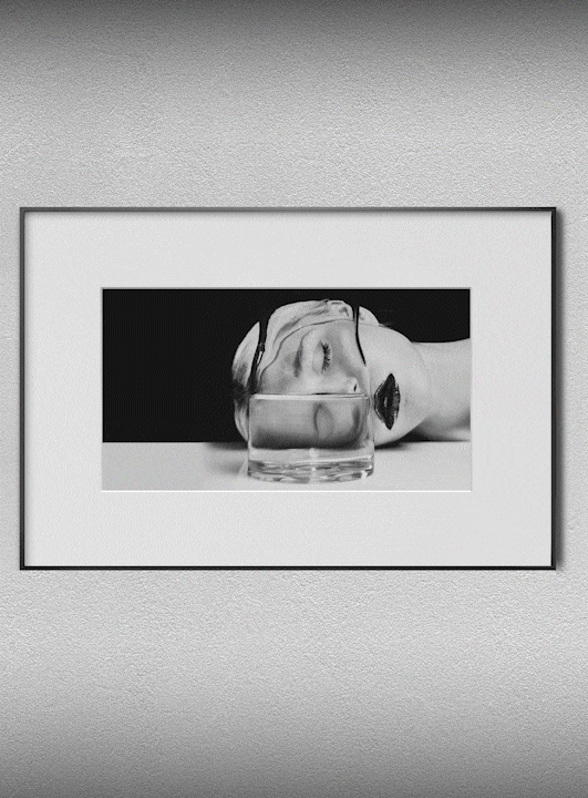GIF-Small LINN IONNYK Frame.gif